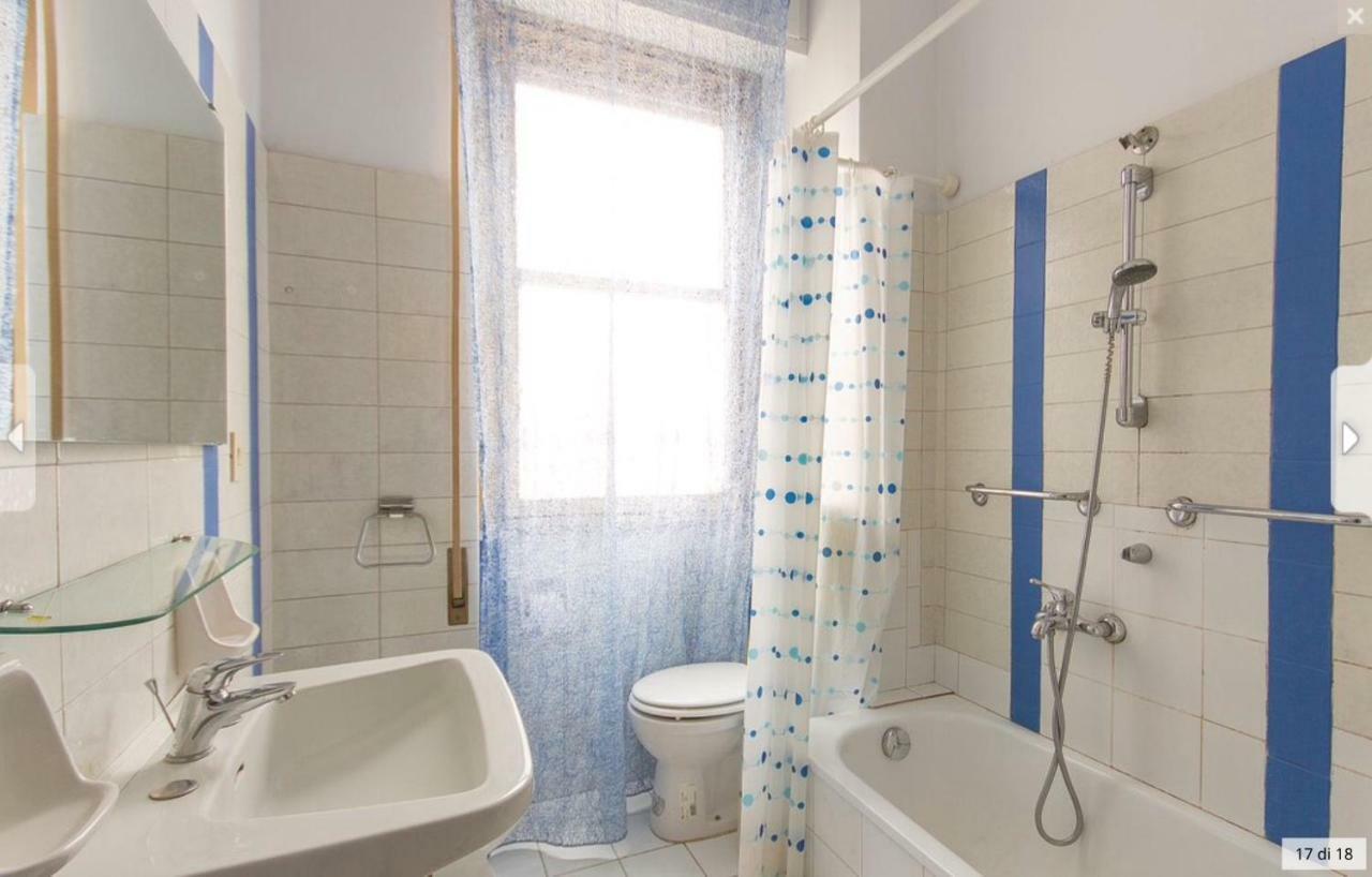 ヴィアレッジョ Casa Ilariaヴィラ エクステリア 写真